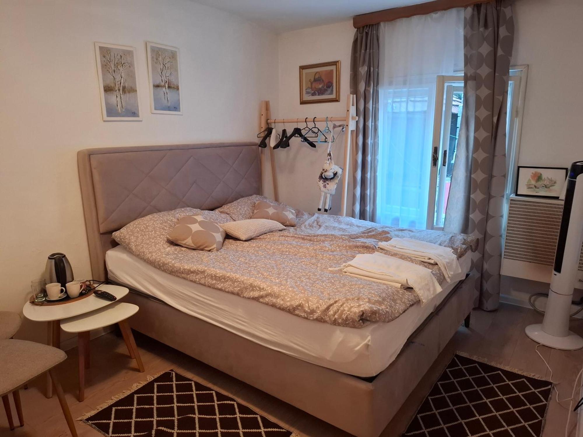 Guesthouse Unique SJJ Zimmer foto